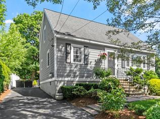 2 Pleasant Ave, Chelmsford, MA 01824