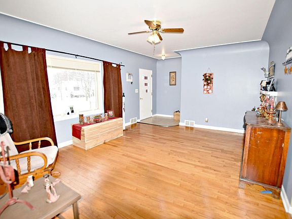 3rd image of 2146 S 2nd Ave