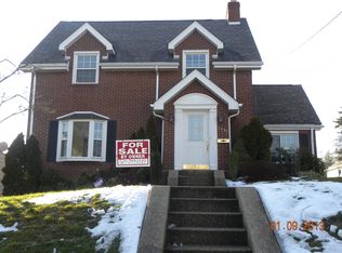 1037 Magnolia Dr, Washington, PA