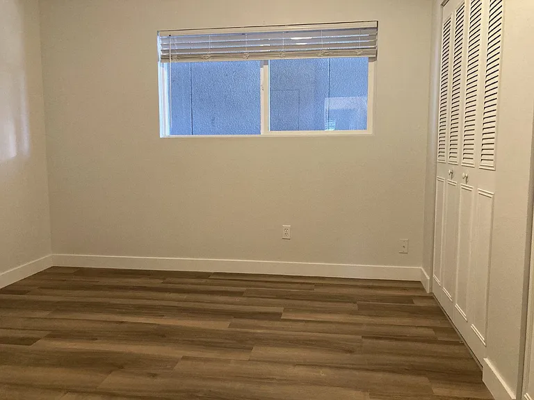 633 SE Flint St #15 — Photo 13