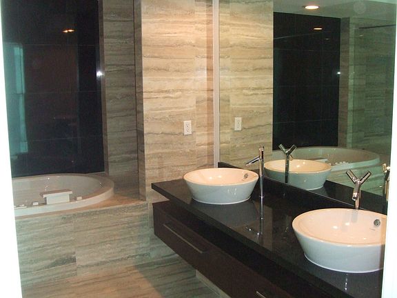 3rd image of 101 S Atlantic Blvd APT 1007