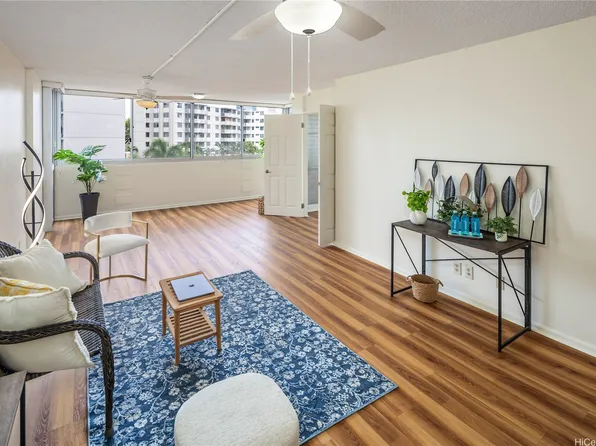 1624 Kanunu St APT 304, Honolulu, HI 96814