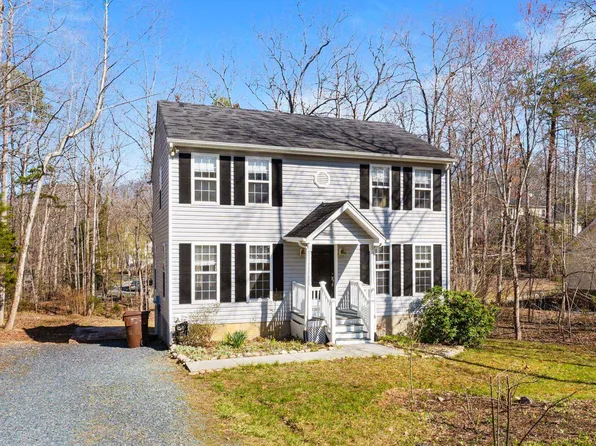 15 Hatchechubee Rd, Palmyra, VA 22963