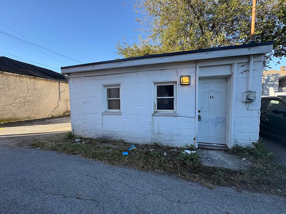 43 N Franklin St #3
