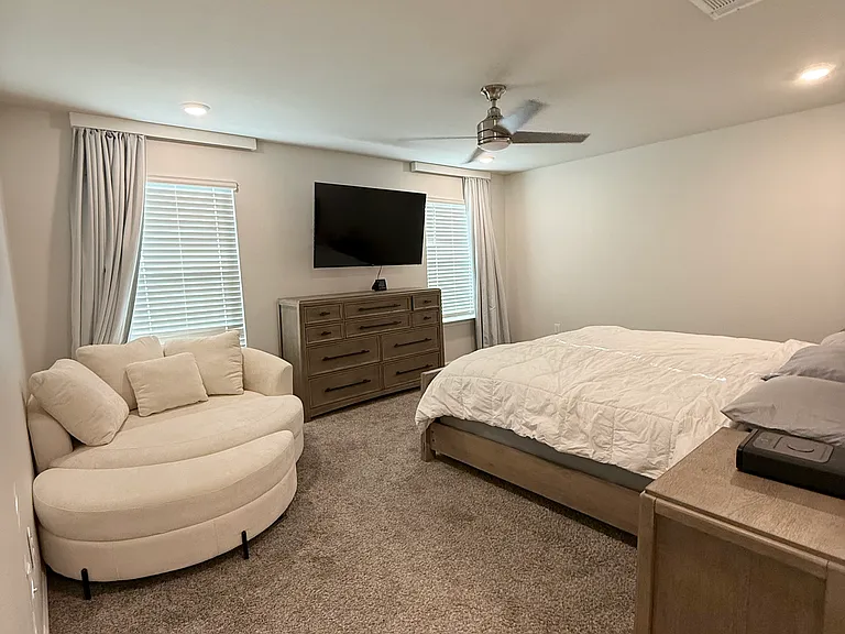 1092 Enclave Cir — Photo 11