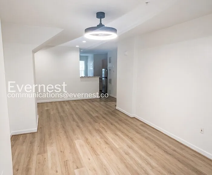 42536 Mayflower Ter — Photo 4