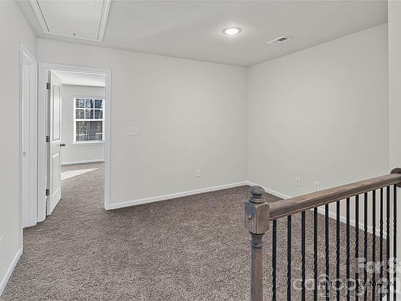 4th image of 5119 Tommy Ln #704