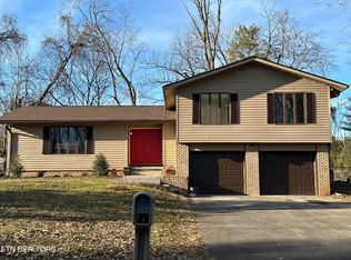 913 Sunnydale Rd, Knoxville, TN 37923