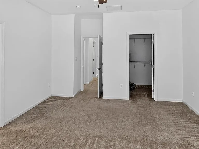 5363 S Center Dr — Photo 21
