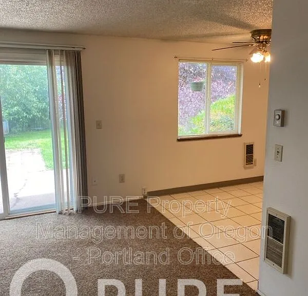 1725 SE 5th St — Photo 8