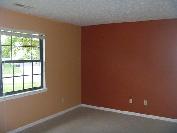3rd image of 6752 Granger Ln