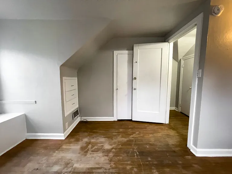 1408 N Mann Ave — Photo 24
