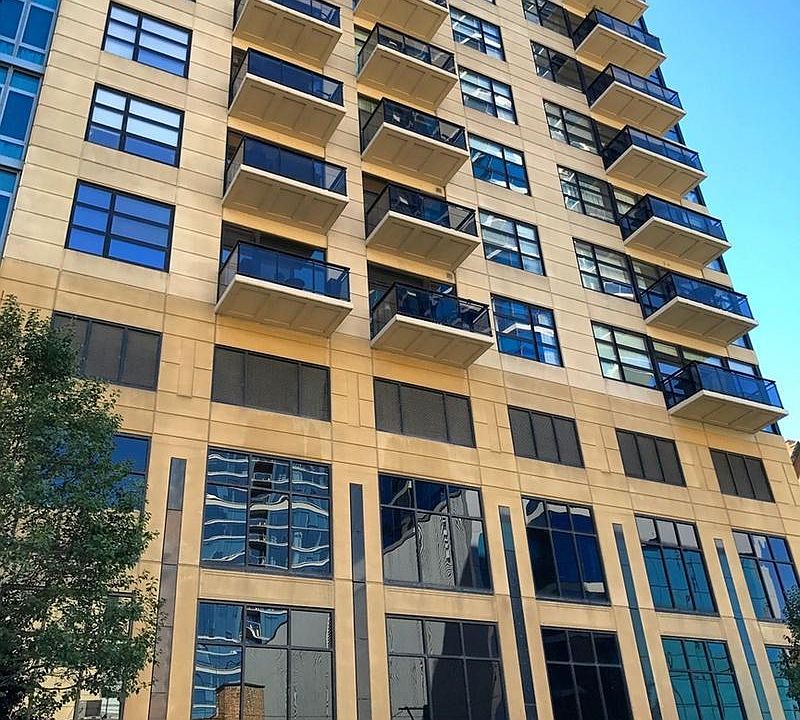 1st image of 103 W Superior St #1526