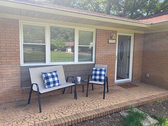 2nd image of 113 Forest Dr