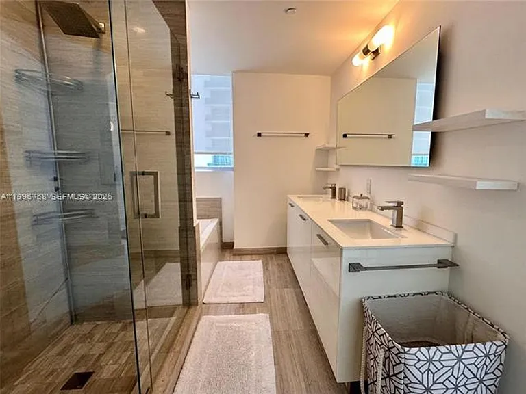 1300 Brickell Bay Dr #3206 — Photo 13