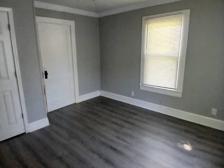1910 Old Farmer Rd #1910 — Photo 5