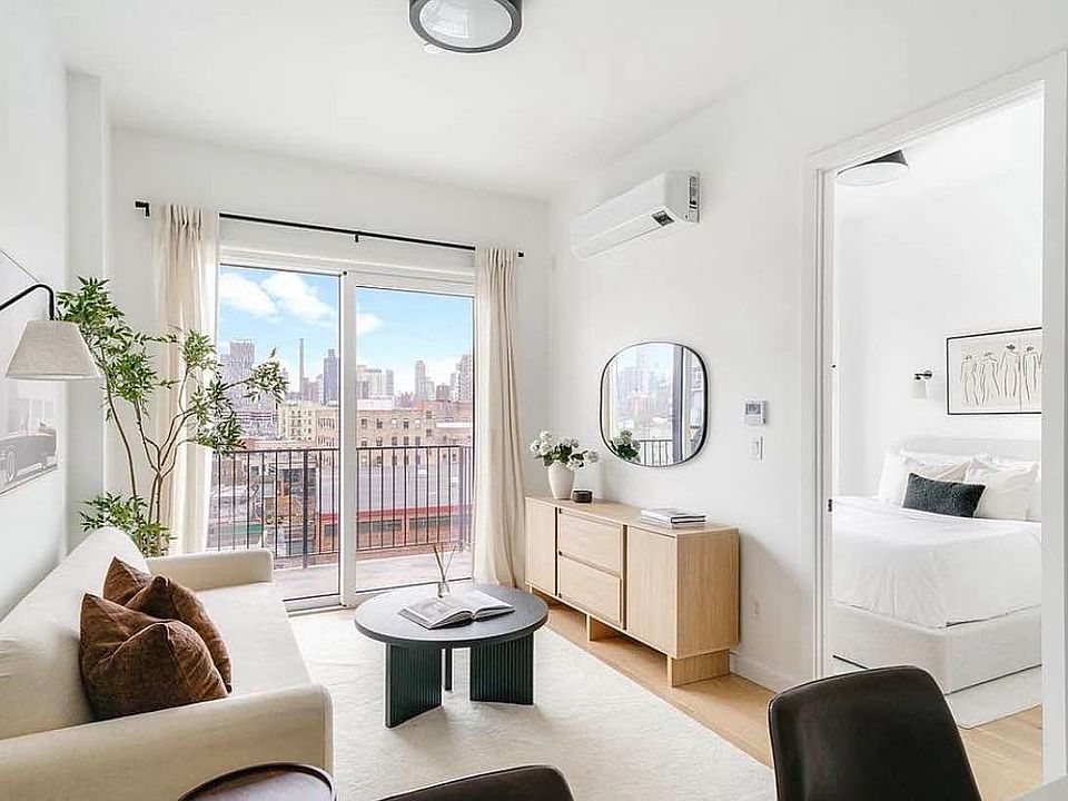 1st image of 11-14 35th Ave #508