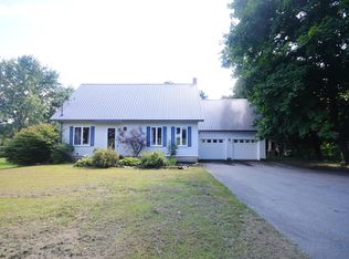 55 Old County Rd, Hampden, ME 04444