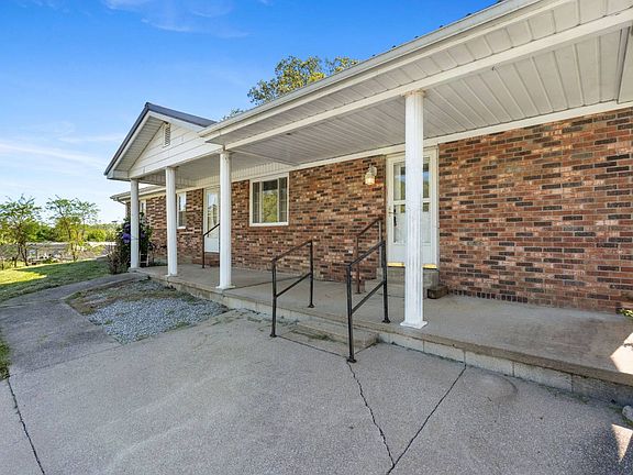 4th image of 1065 Copper Creek Rd