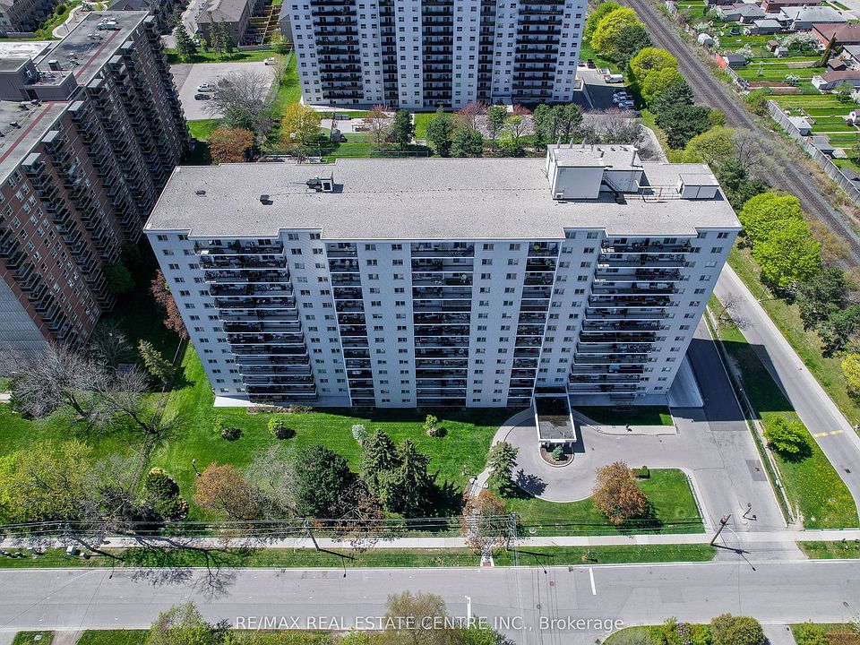 1st image of 1100 Caven St #704