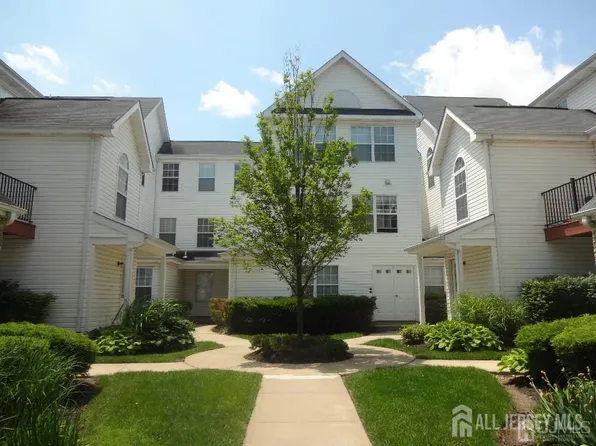 813 Plymouth Rd, North Brunswick, NJ 08902