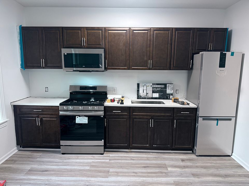 1st image of 753 Van Nest Ave Floor 2