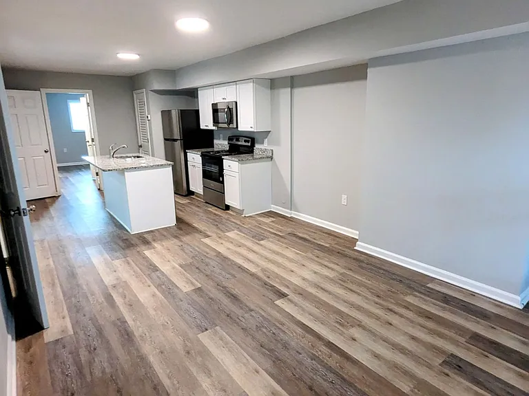 Park Northside Apartments — Photo 54