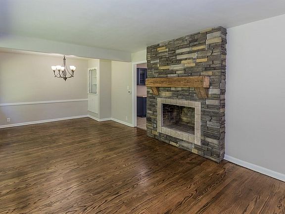 5th image of 9105 Kenwood Dr