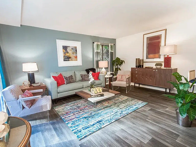 Villas at Cedarhurst — Photo 8