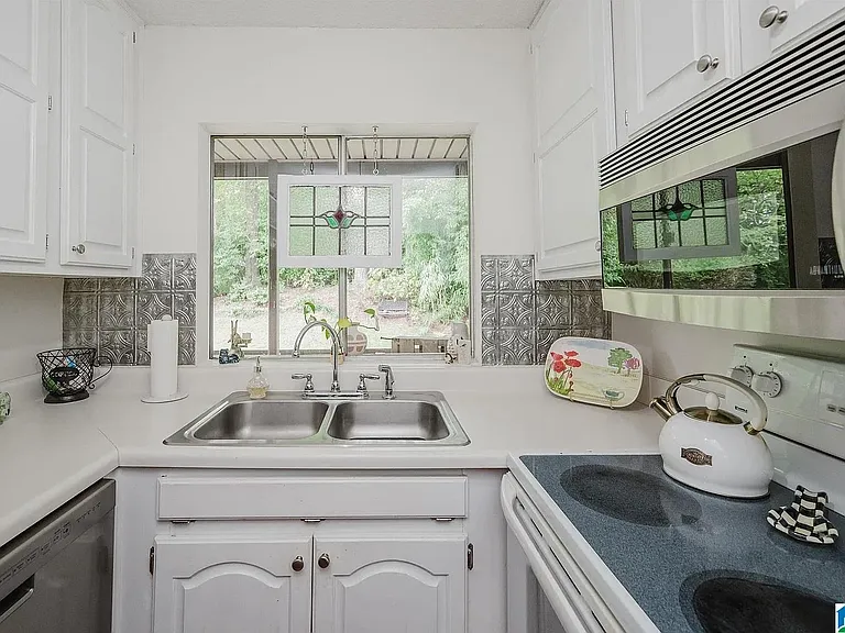 3101 Lorna Rd #1012 — Photo 7