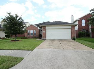 6319 Star Shadow Ln, Houston, TX 77066