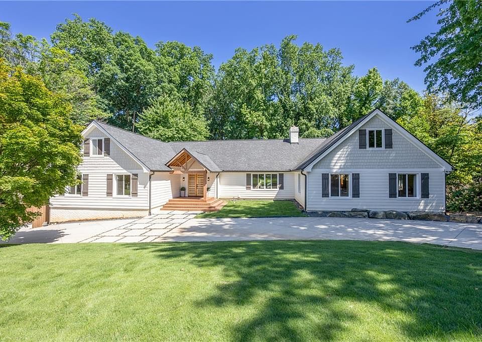 1st image of 155 Marsh Glen Point