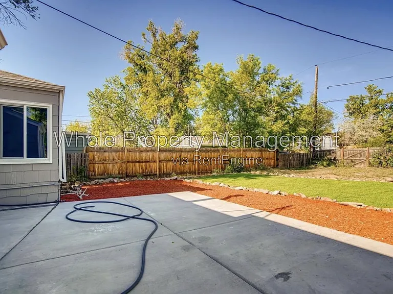 1840 S Adams St — Photo 24