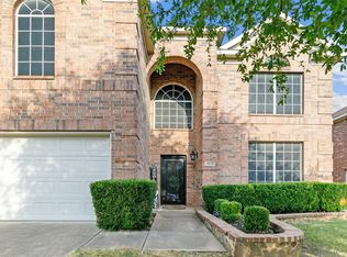 1815 Highmeadow St, Glenn Heights, TX 75154
