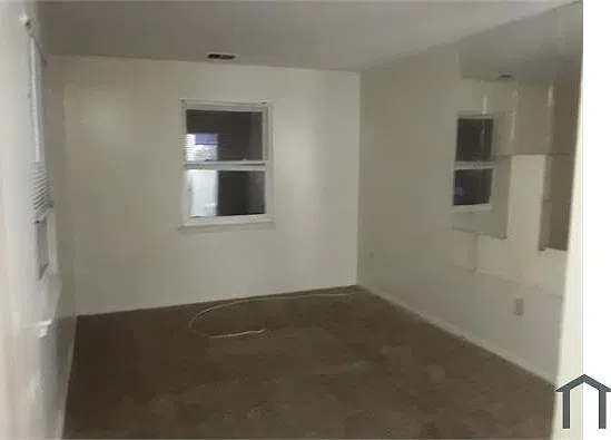 5 bed, 2400 sqft, $6,000 — Photo 2