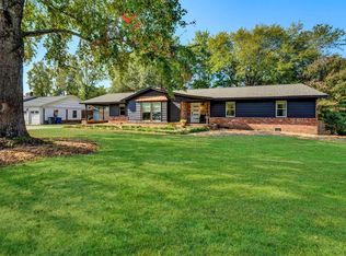 608 Cherokee Dr, Greenville, SC 29615