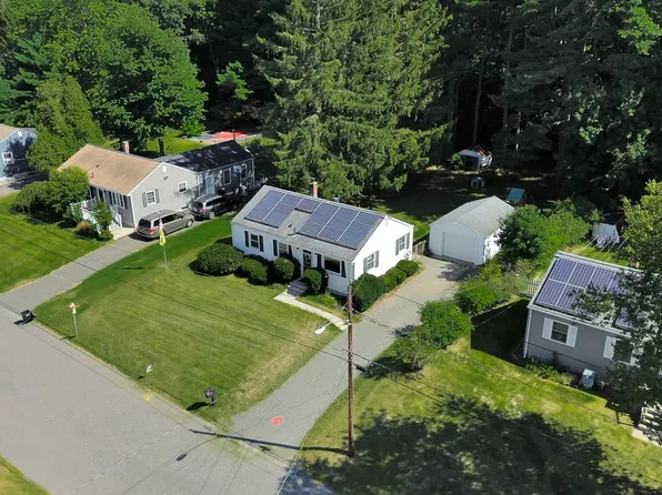 59 Holland Dr, East Longmeadow, MA 01028