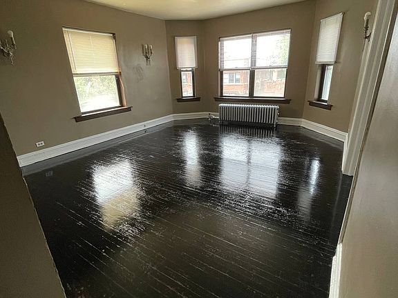 4th image of 7951 S Drexel Ave #3
