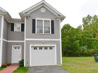 117 Greenbrier Dr, Seekonk, MA 02771