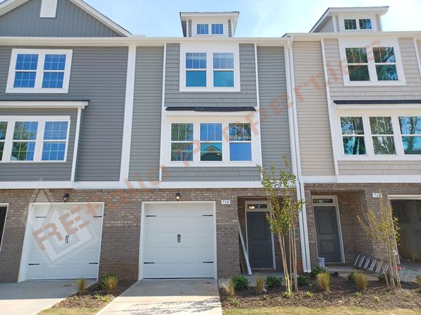 718 Rosefield Dr, Cary, NC 27513