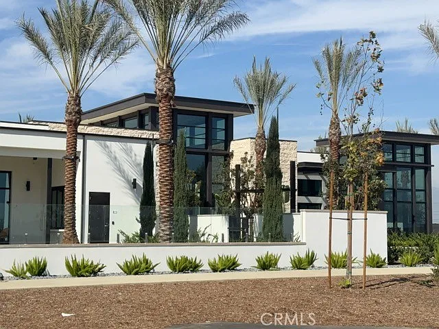 1 bed, 700 sqft, $1,850 — Photo 1