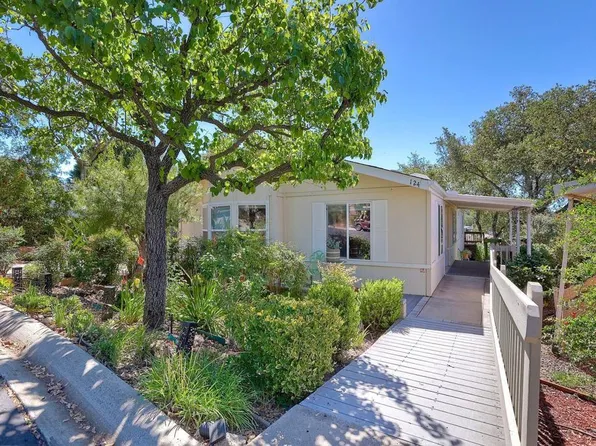 18218 Paradise Mountain Rd Space 124, Valley Center, CA 92082