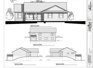 342 Rolling Hills Dr, Tiffin, IA 52340