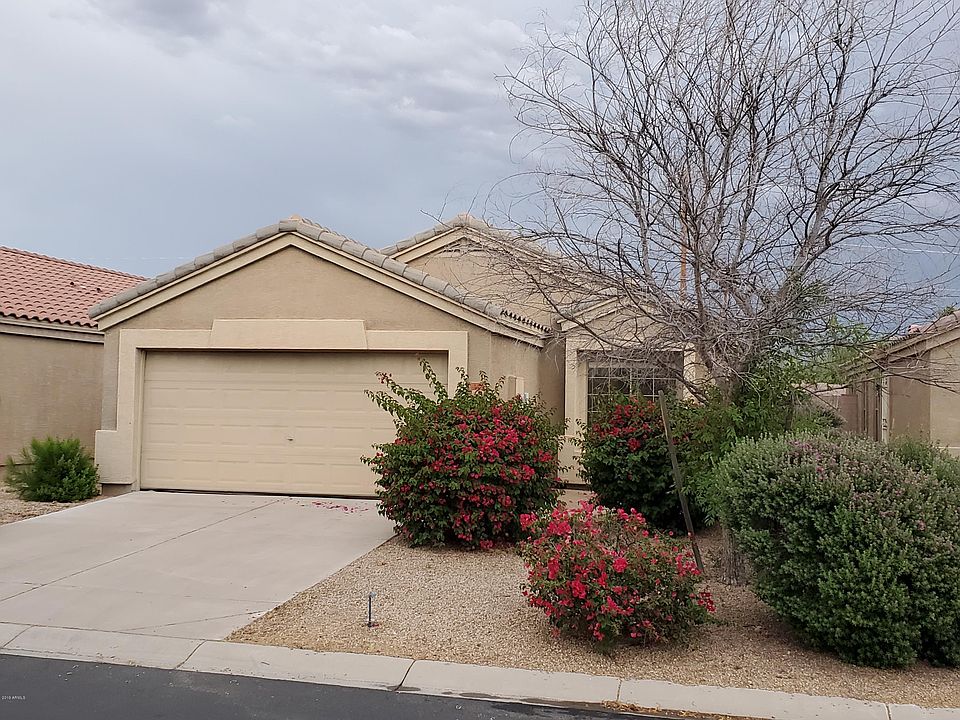 1st image of 107 S 111th Pl