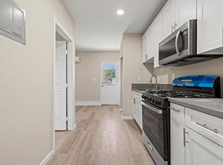 43001 Yew St #1/2, Lancaster, CA 93536