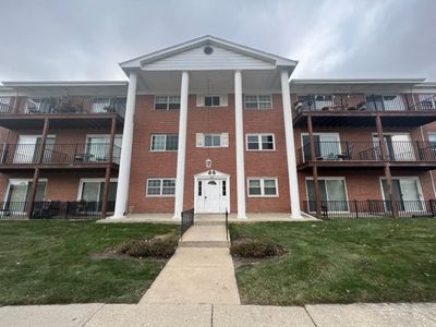 6101 W 94th St APT C6, Oak Lawn, IL, 60453