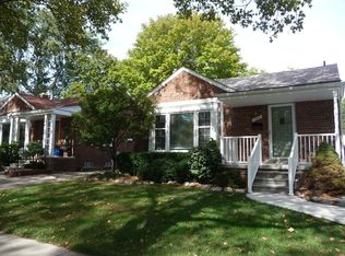 1315 E Melton Rd, Birmingham, MI 48009