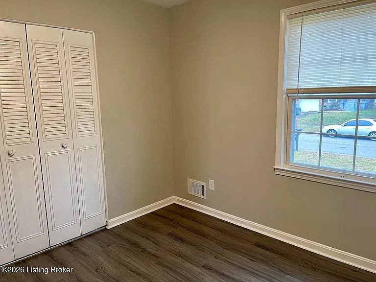 9019 Brandywyne Dr — Photo 14