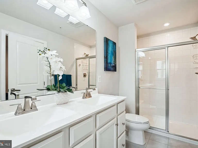 2824 Lewis Ave — Photo 26