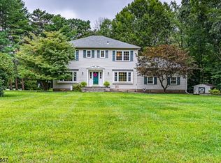 1 Exeter Way, Succasunna, NJ 07876